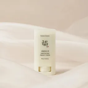BEAUTY OF JOSEON - Matte Sun Stick Mugwort   Camelia SPF 50  PA     - 18g