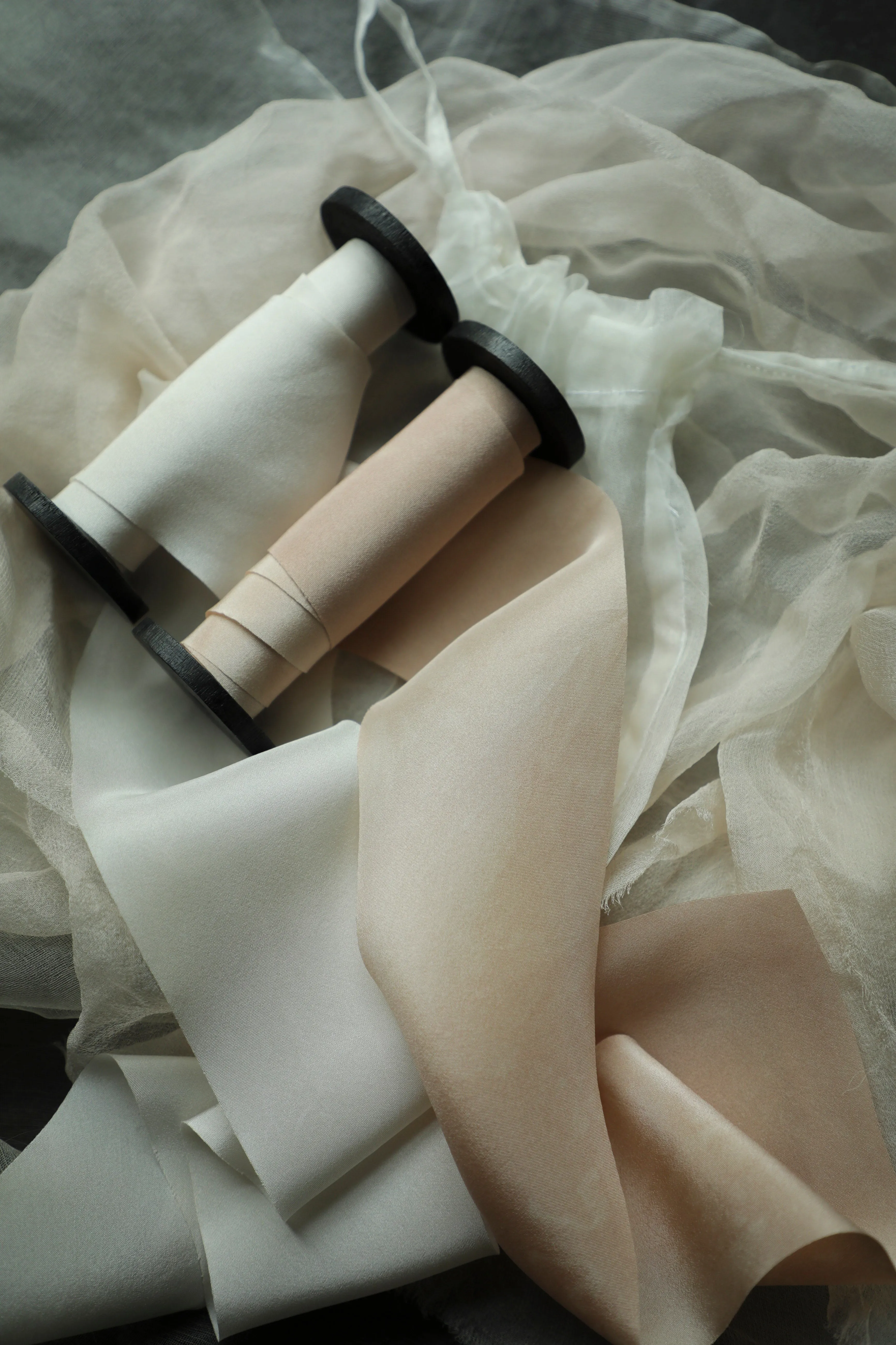 BRIDAL BOUQUET {Marbled Blush   Antique White}