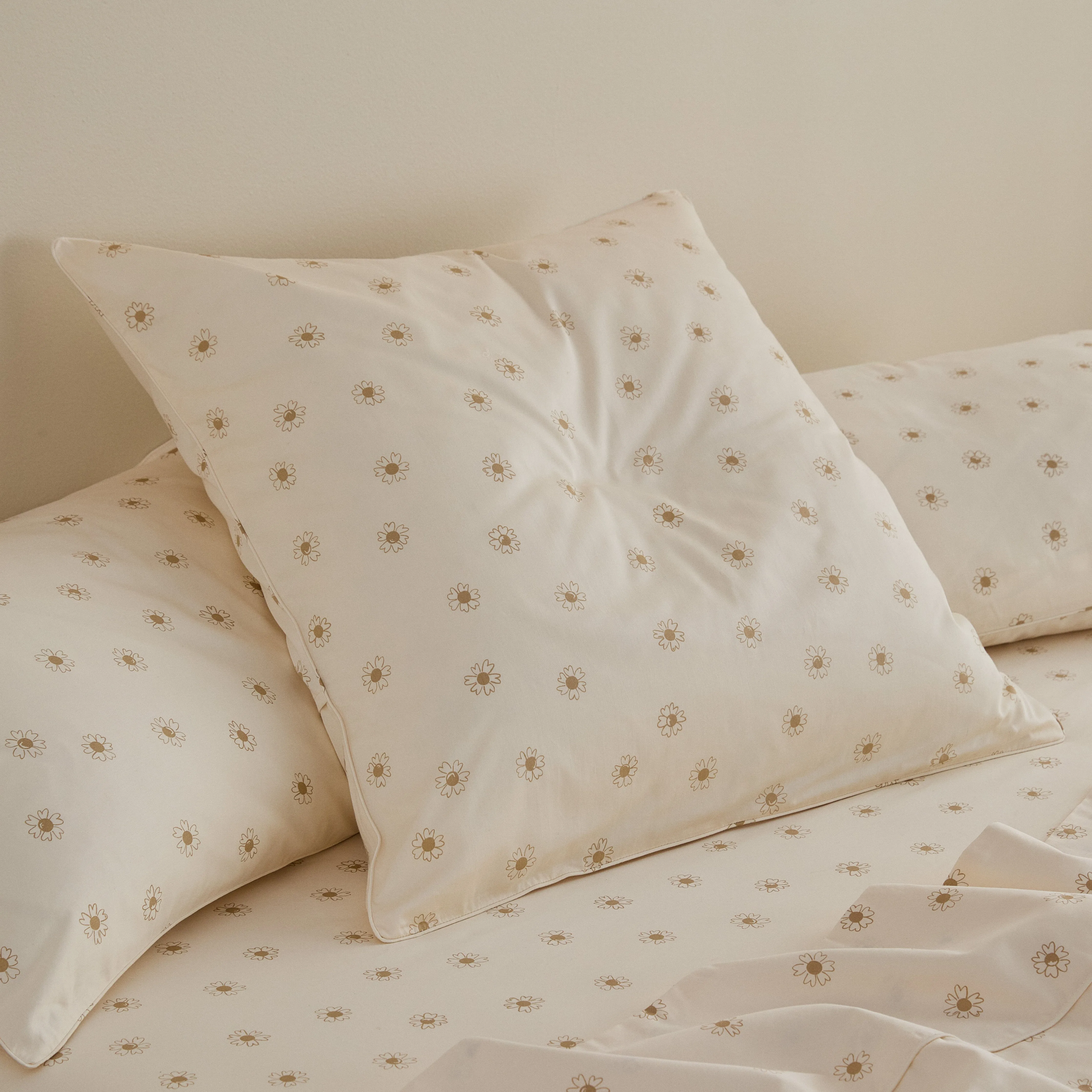Eden Cotton - Daisy Print