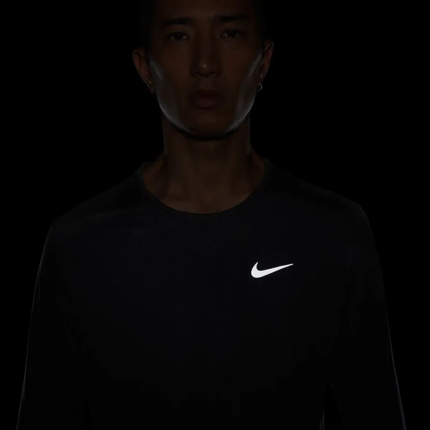 Nike Dri-FIT Miler Men's Long-Sleeve Running Top