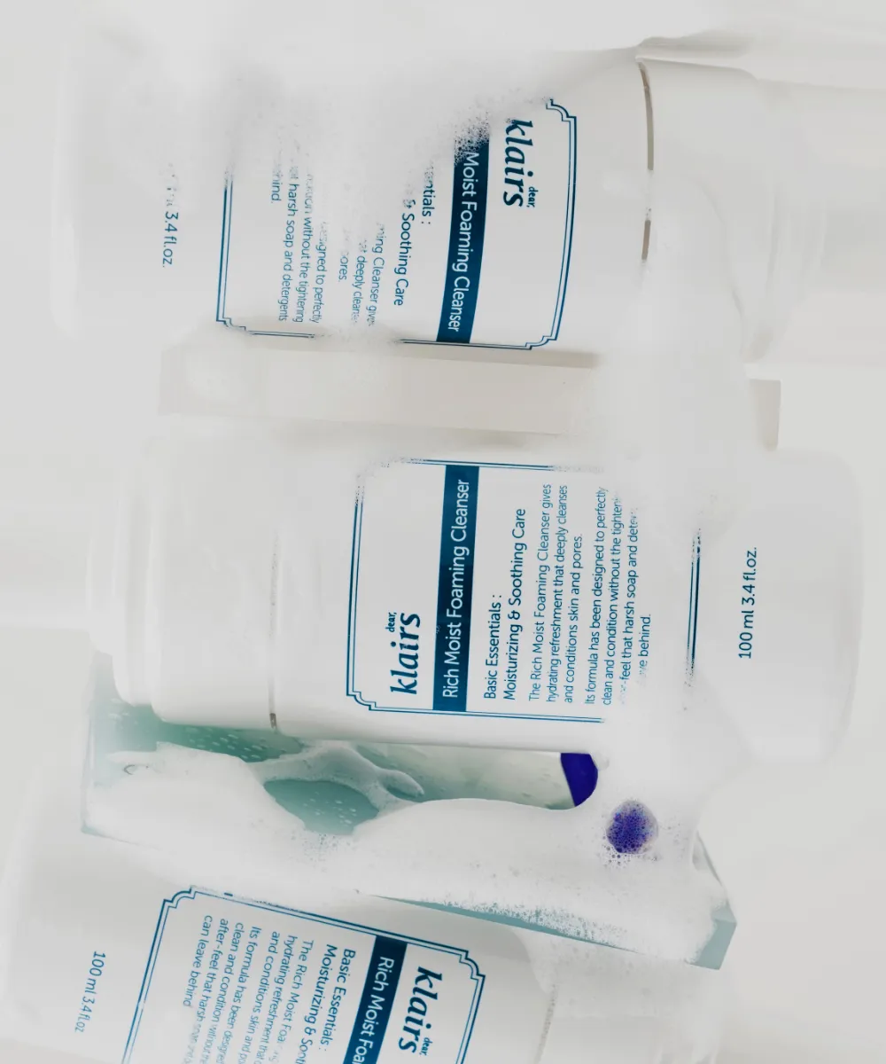 Rich Moist Foaming Cleanser